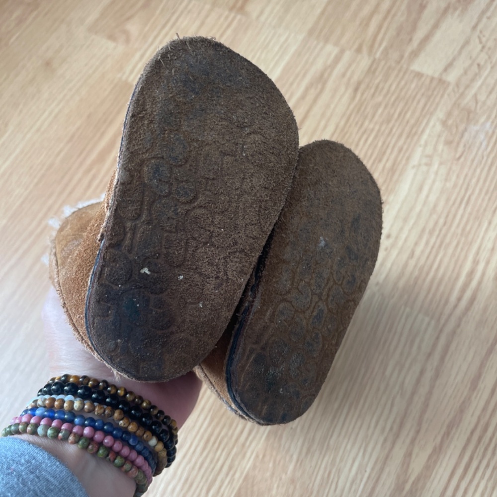 Toddler Ugg Faux Fur Lined Tan / Light Brown Boots Size Small - Picture 7 of 9